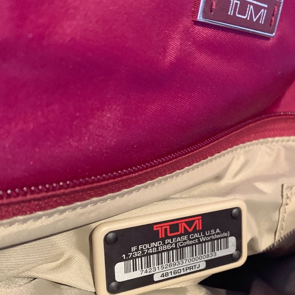 Tumi Voyager Duffel - Picture 2 of 8